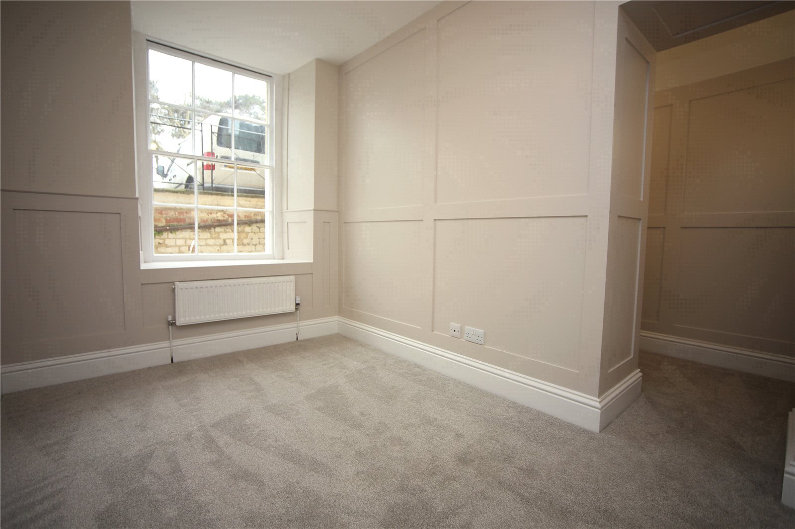 2 bedroom Flat to let in Cheltenham, Gloucestershire