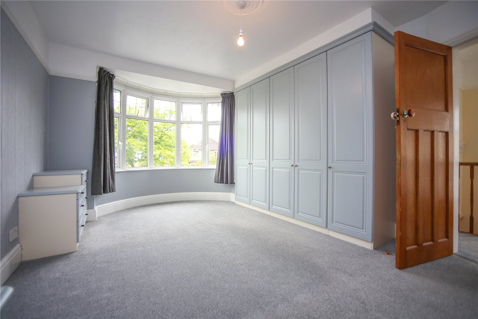 3 bedroom House to let in Cheltenham, Gloucestershire