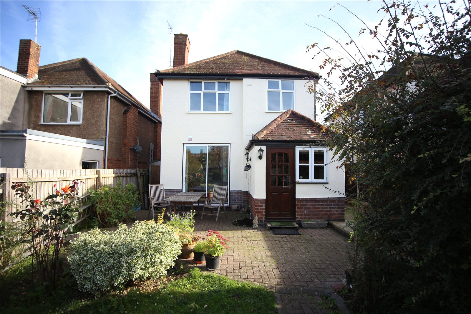 3 bedroom House to let in Cheltenham, Gloucestershire