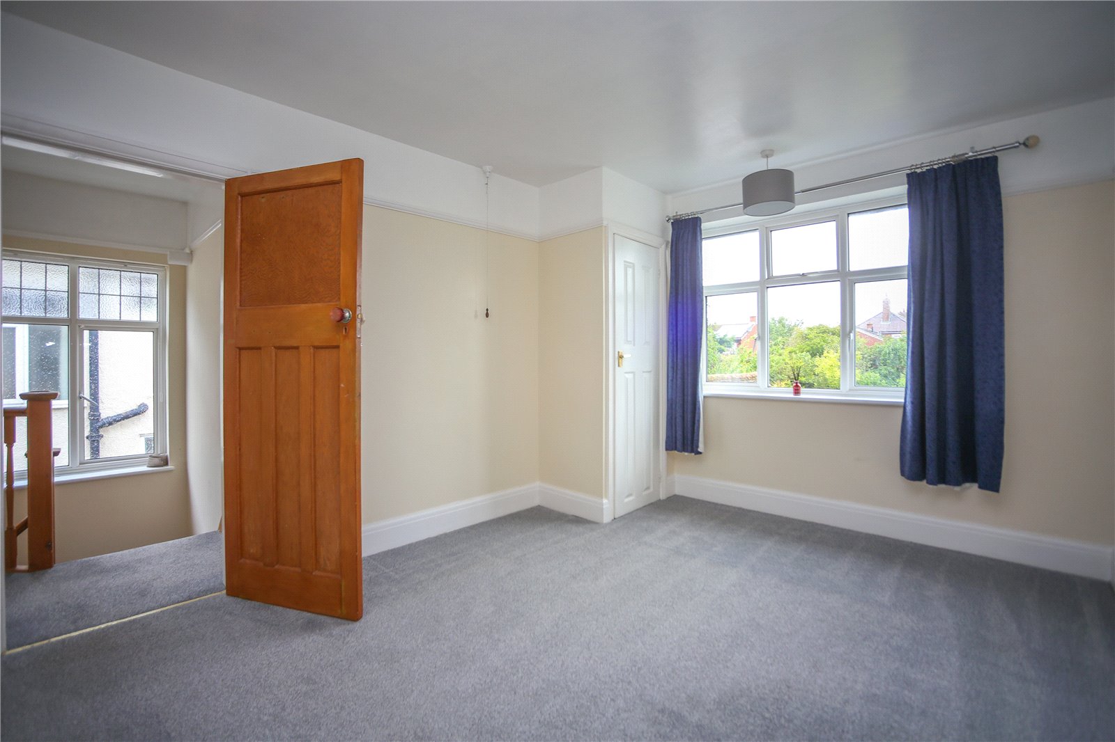 3 bedroom House to let in Cheltenham, Gloucestershire