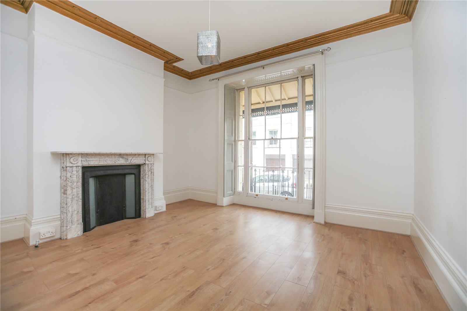 4 bedroom House to let in Cheltenham, Gloucestershire