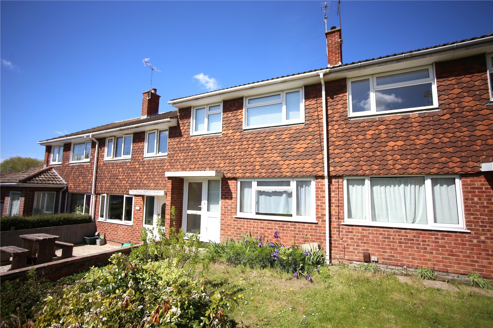 3 bedroom House to let in Cheltenham, Gloucestershire