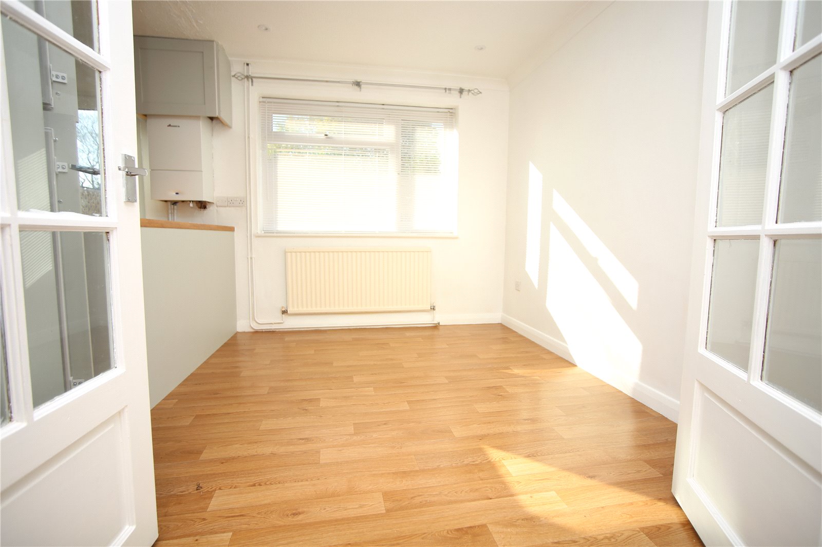 3 bedroom House to let in Cheltenham, Gloucestershire