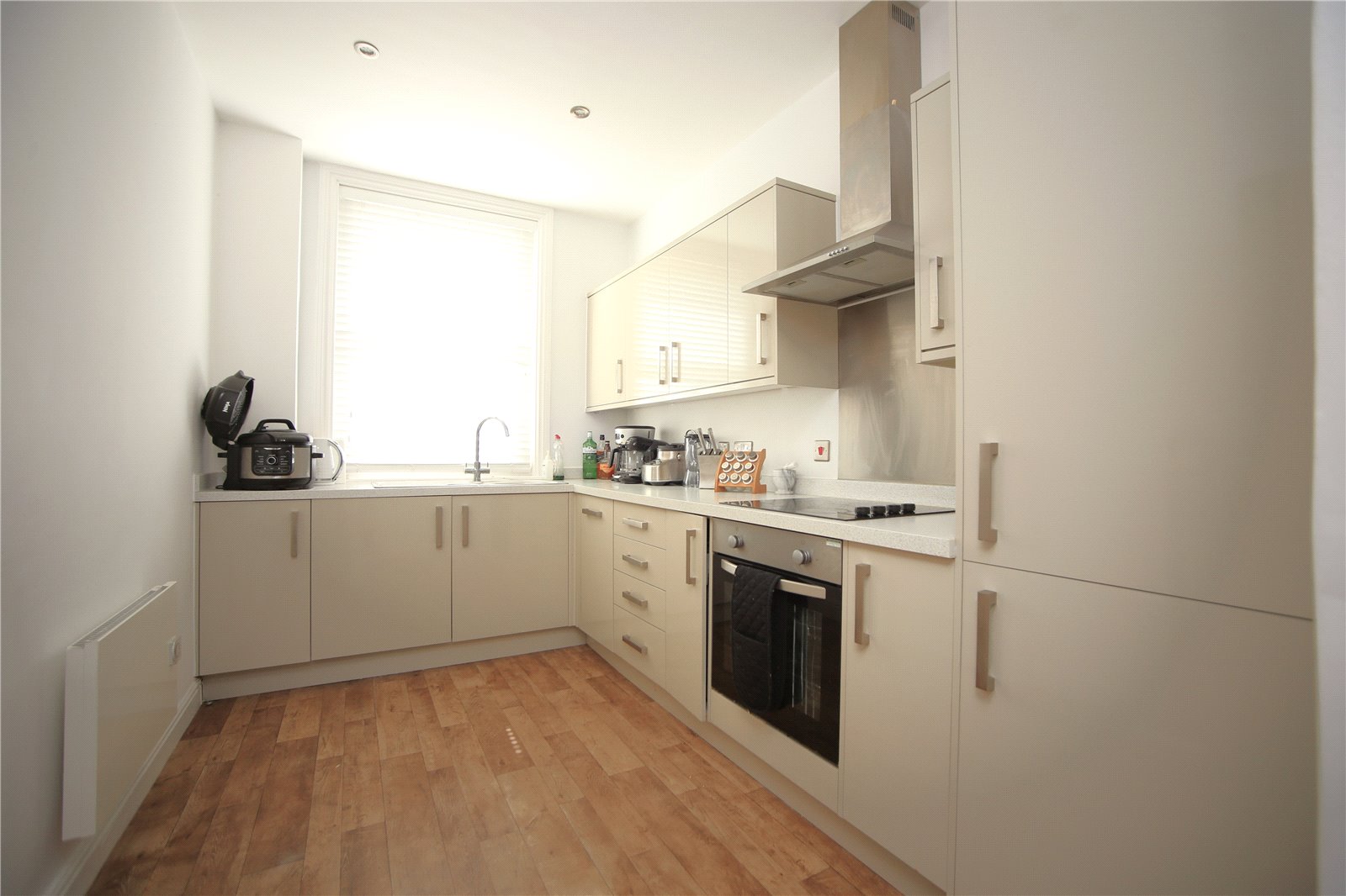 1 bedroom Flat to let in Cheltenham, Gloucestershire