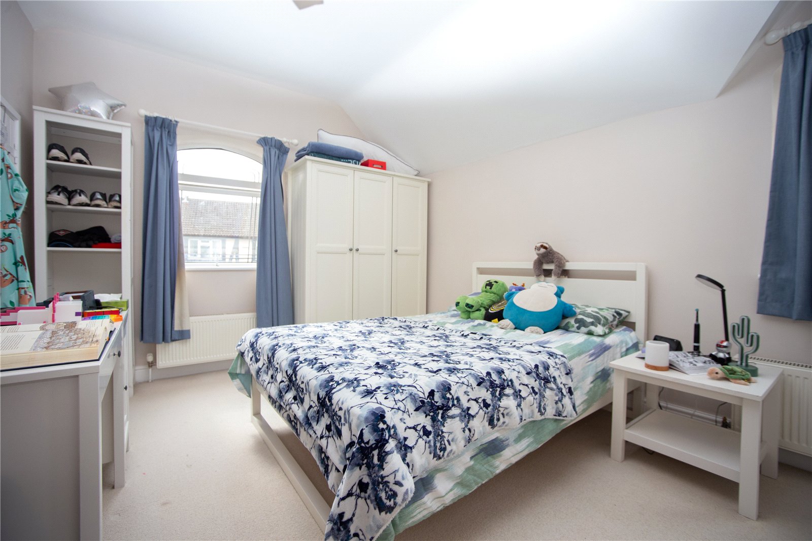 4 bedroom House to let in Up Hatherley, Cheltenham, Gloucestershire