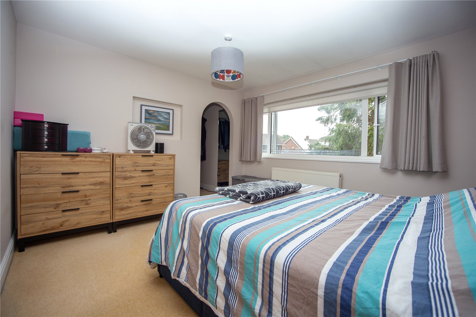 4 bedroom House to let in Up Hatherley, Cheltenham, Gloucestershire