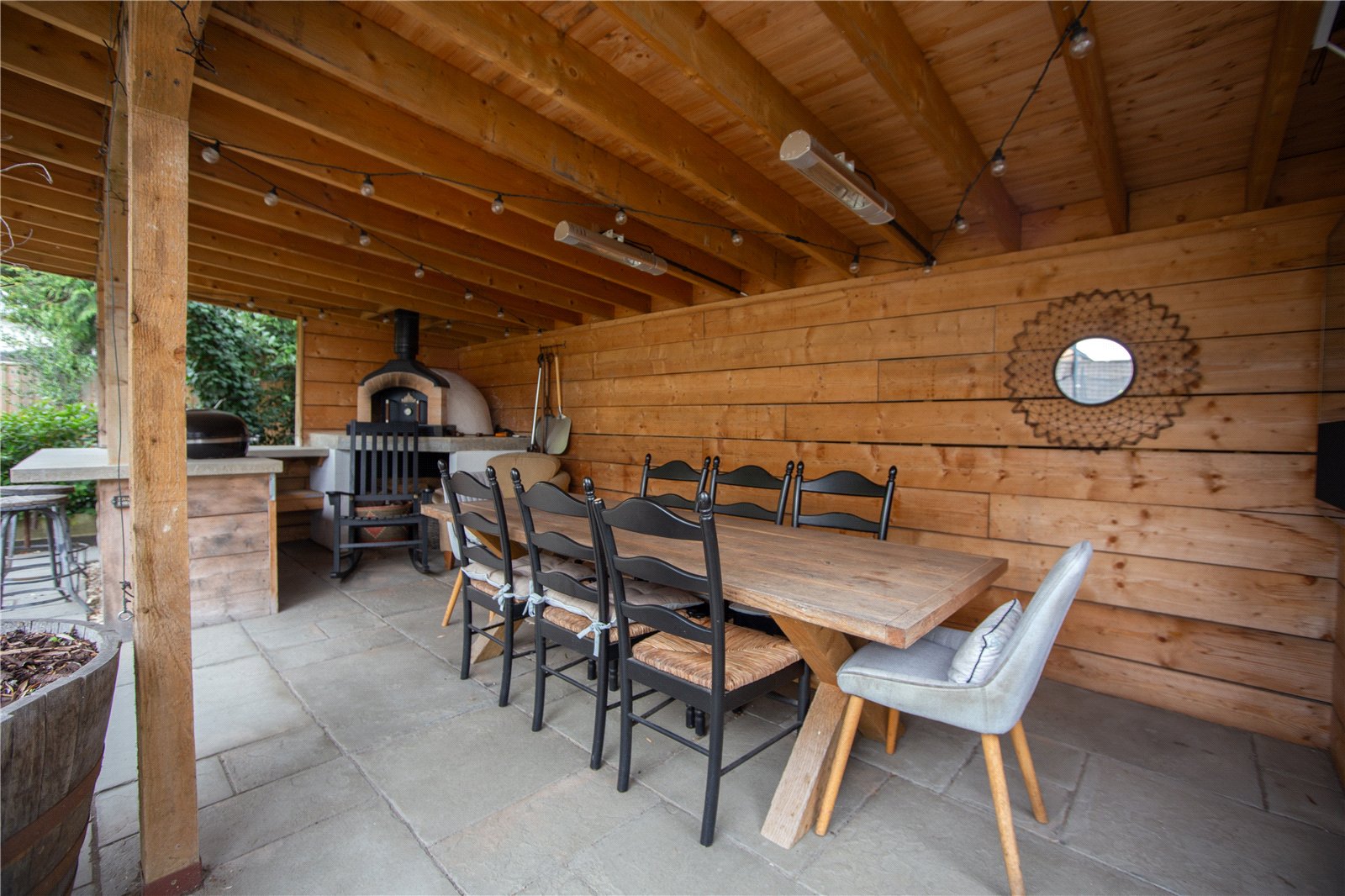 4 bedroom House to let in Up Hatherley, Cheltenham, Gloucestershire