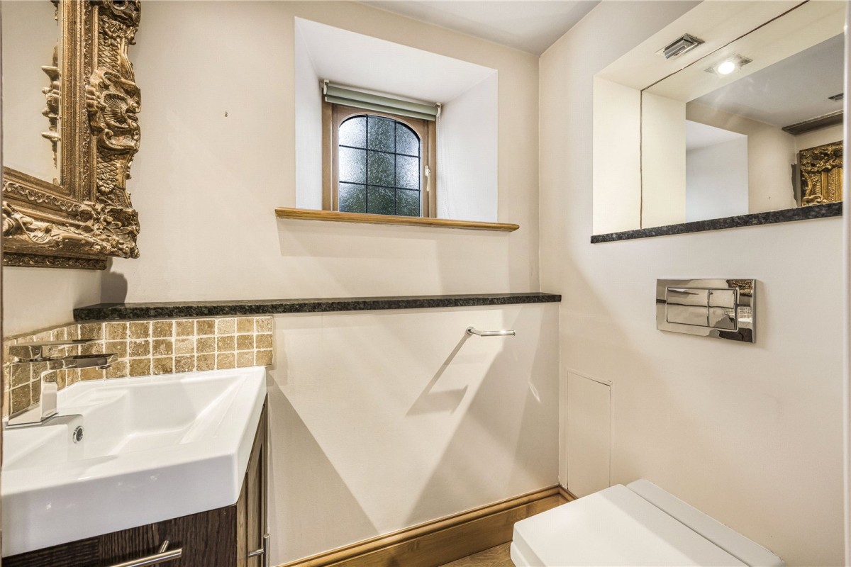 Cheltenham, Gloucestershire