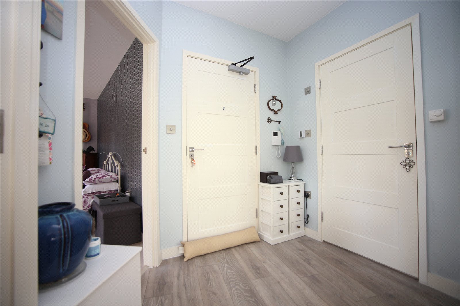 1 bedroom Flat to let in Cheltenham, Gloucestershire