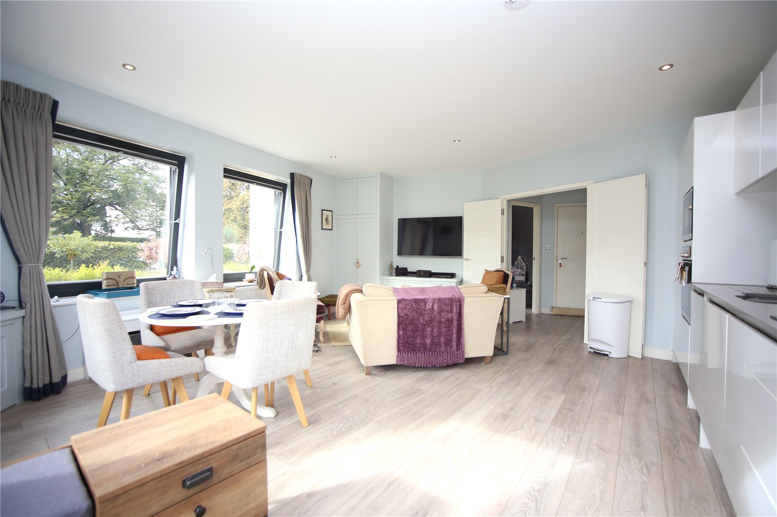 1 bedroom Flat to let in Cheltenham, Gloucestershire