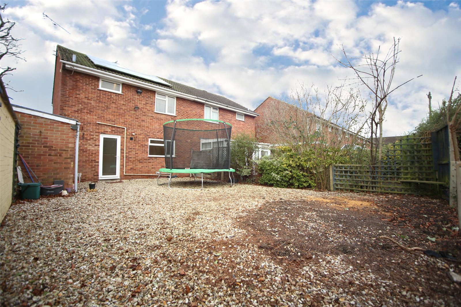3 bedroom House to let in Cheltenham, Gloucestershire