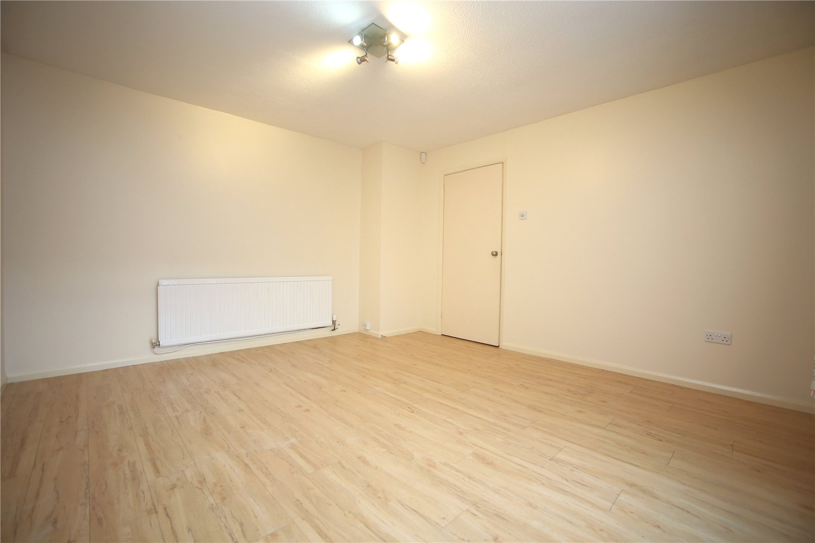 3 bedroom House to let in Cheltenham, Gloucestershire