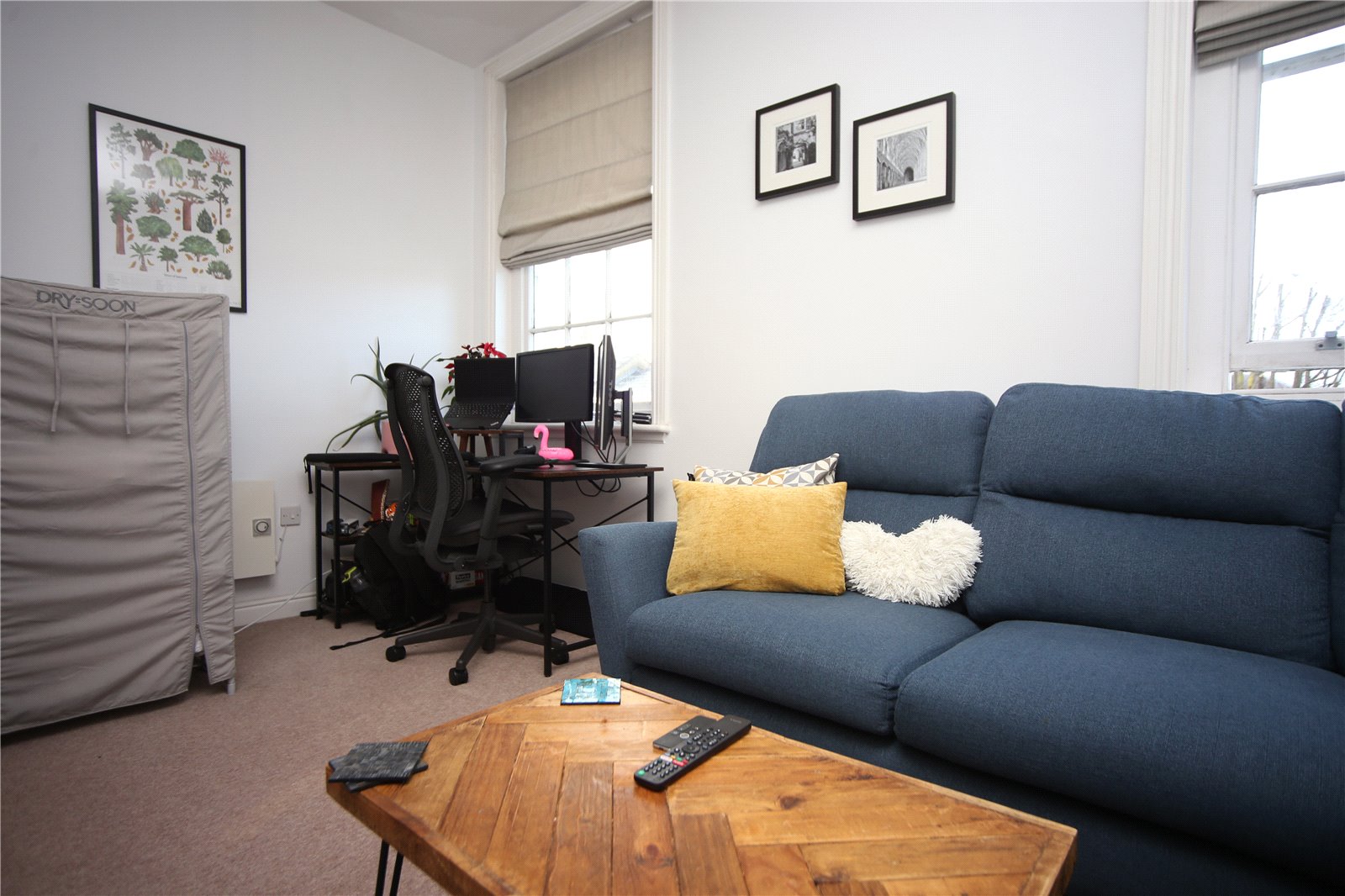 1 bedroom Flat to let in Cheltenham, Gloucestershire