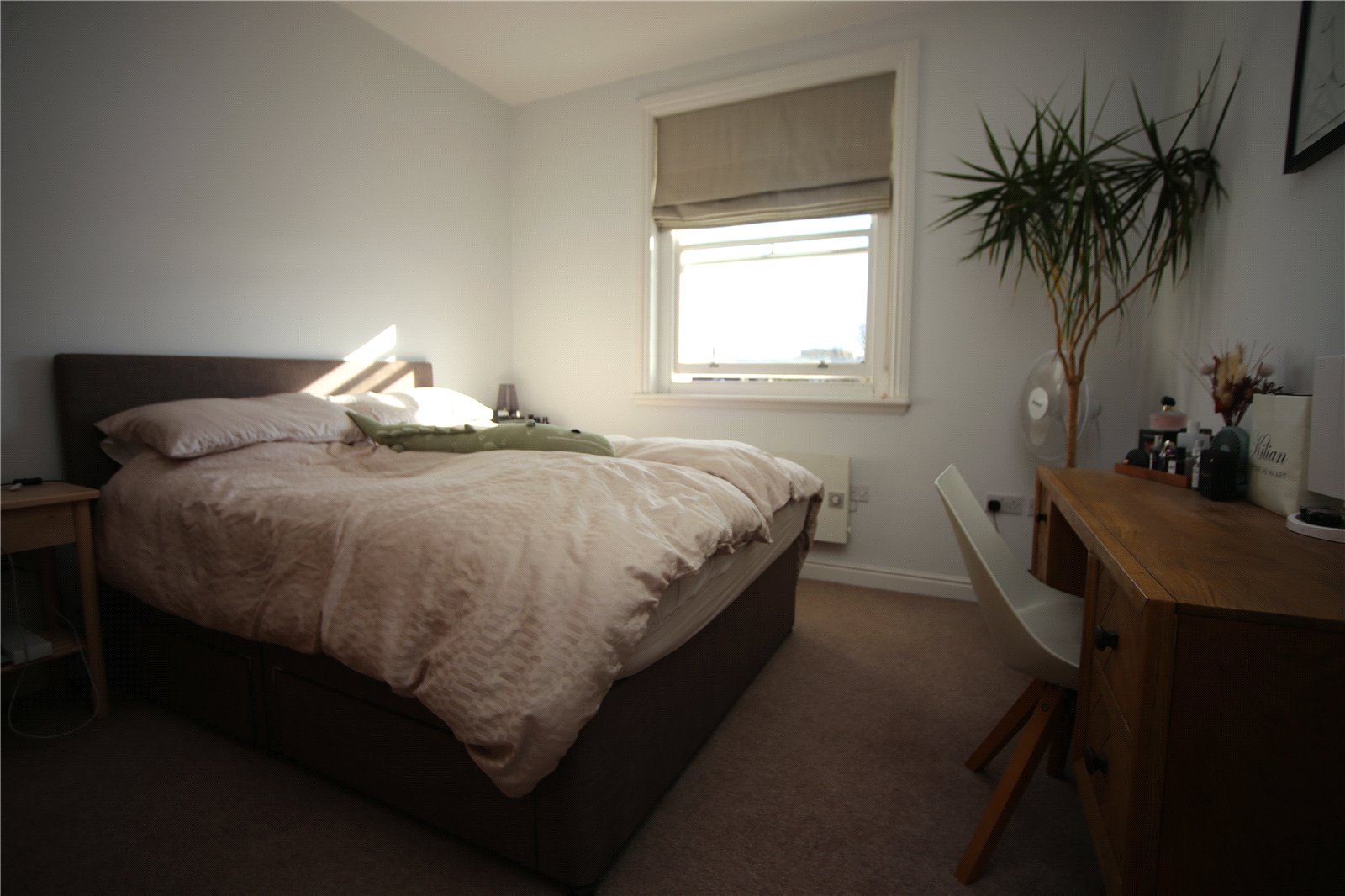 1 bedroom Flat to let in Cheltenham, Gloucestershire