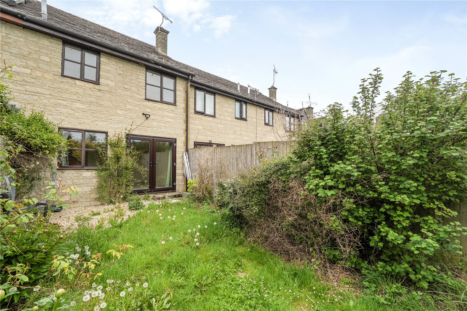 3 bedroom House to let in Withington, Cheltenham, Gloucestershire