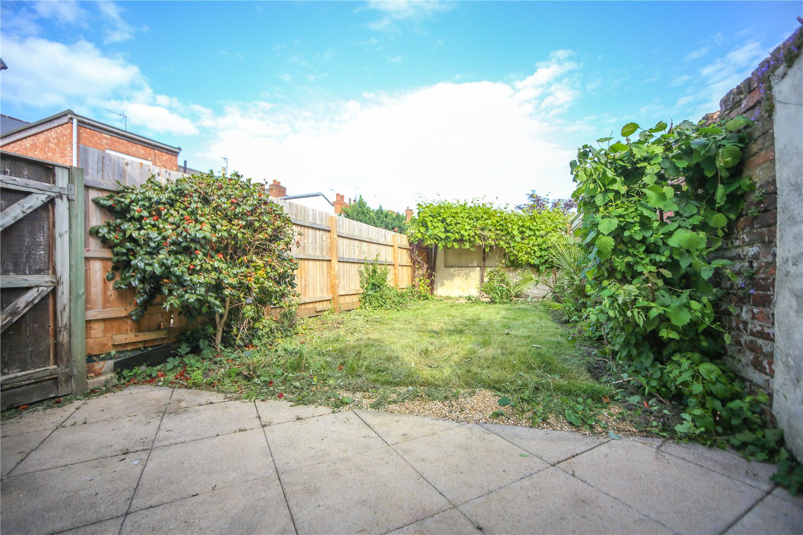 2 bedroom House to let in Cheltenham, Gloucestershire