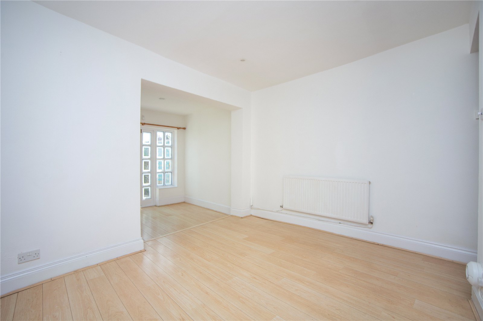 2 bedroom House to let in Cheltenham, Gloucestershire