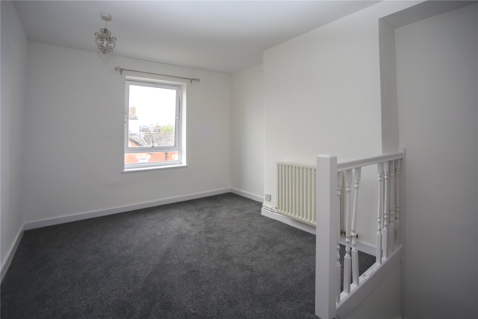 1 bedroom Flat to let in Cheltenham, Gloucestershire