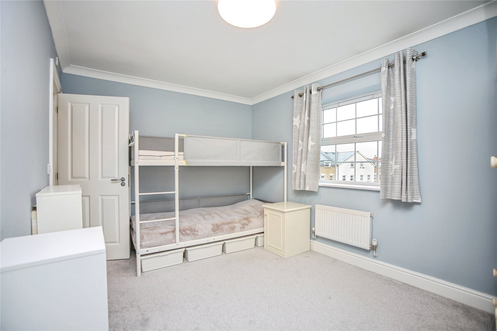 3 bedroom House to let in Cheltenham, Gloucestershire