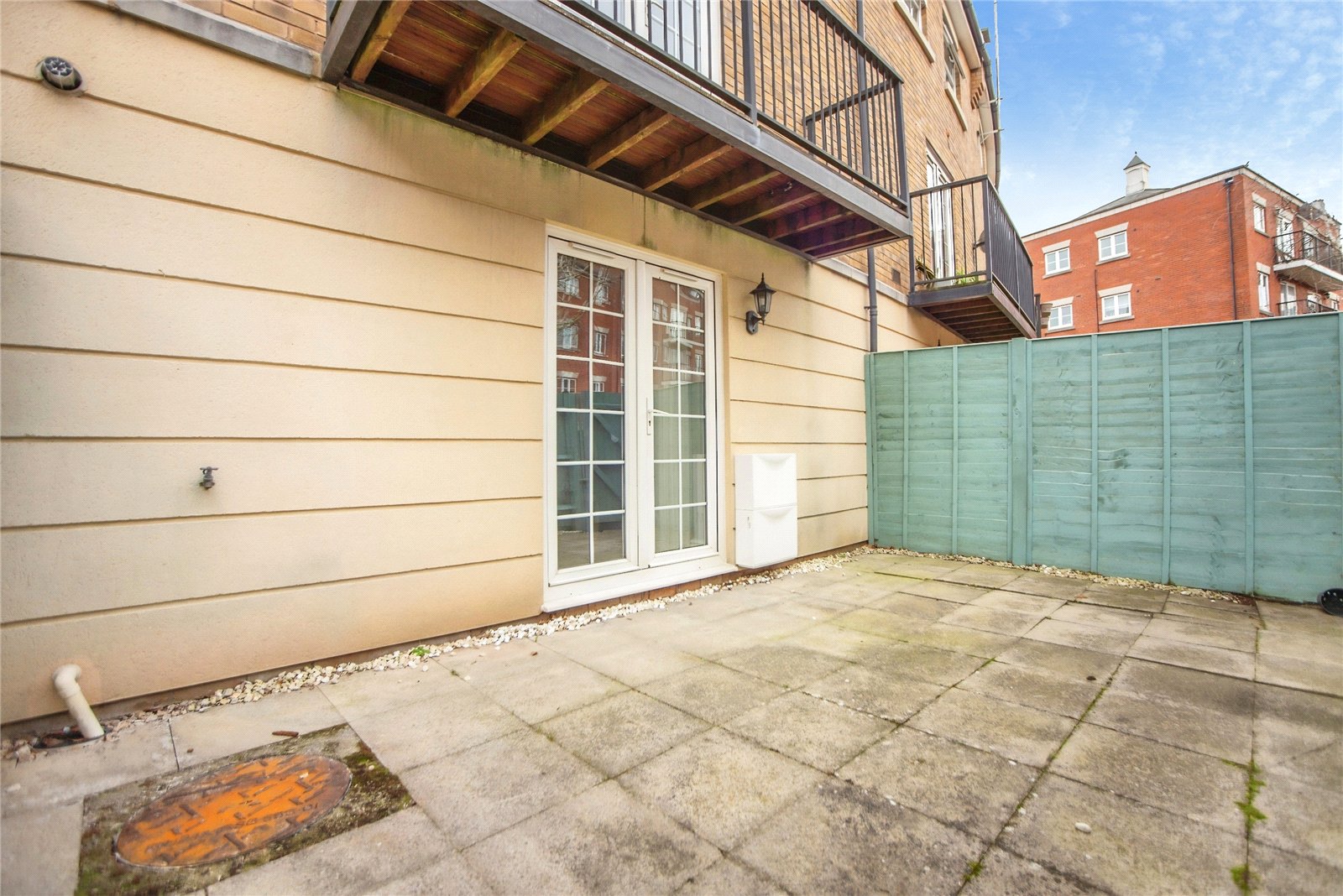 3 bedroom House to let in Cheltenham, Gloucestershire