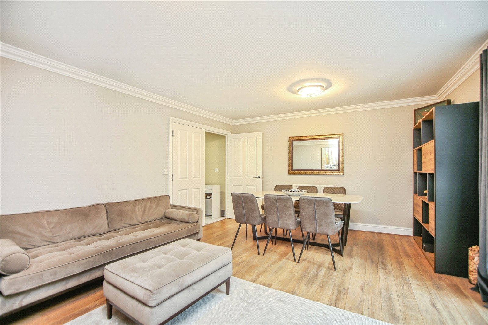 3 bedroom House to let in Cheltenham, Gloucestershire
