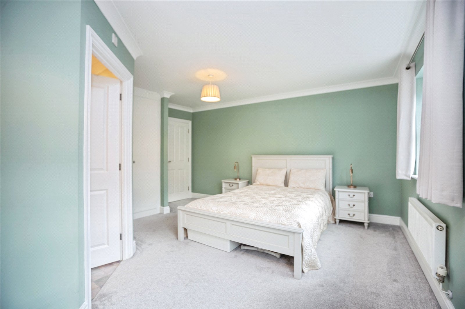 3 bedroom House to let in Cheltenham, Gloucestershire