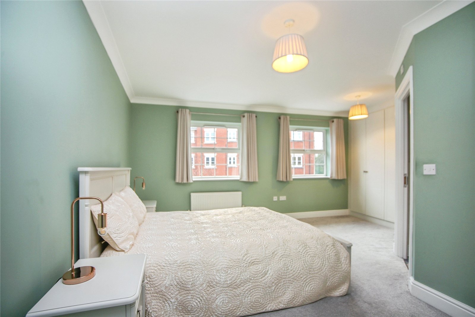 3 bedroom House to let in Cheltenham, Gloucestershire