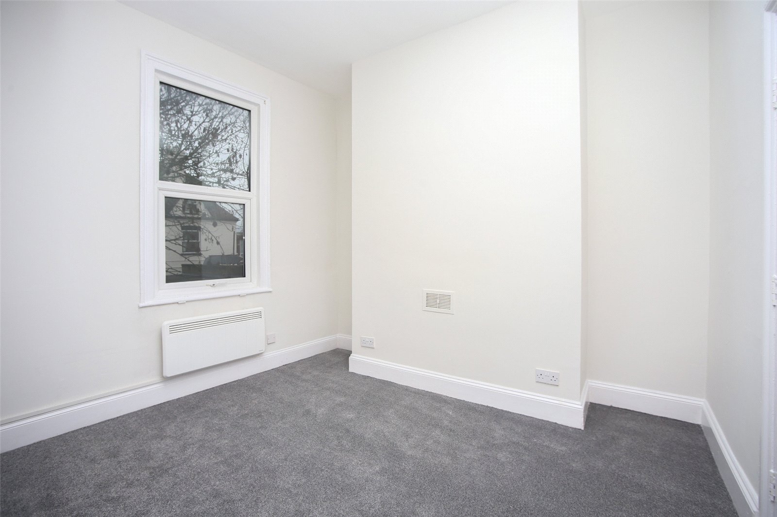 1 bedroom Flat to let in Gloucester, Gloucestershire