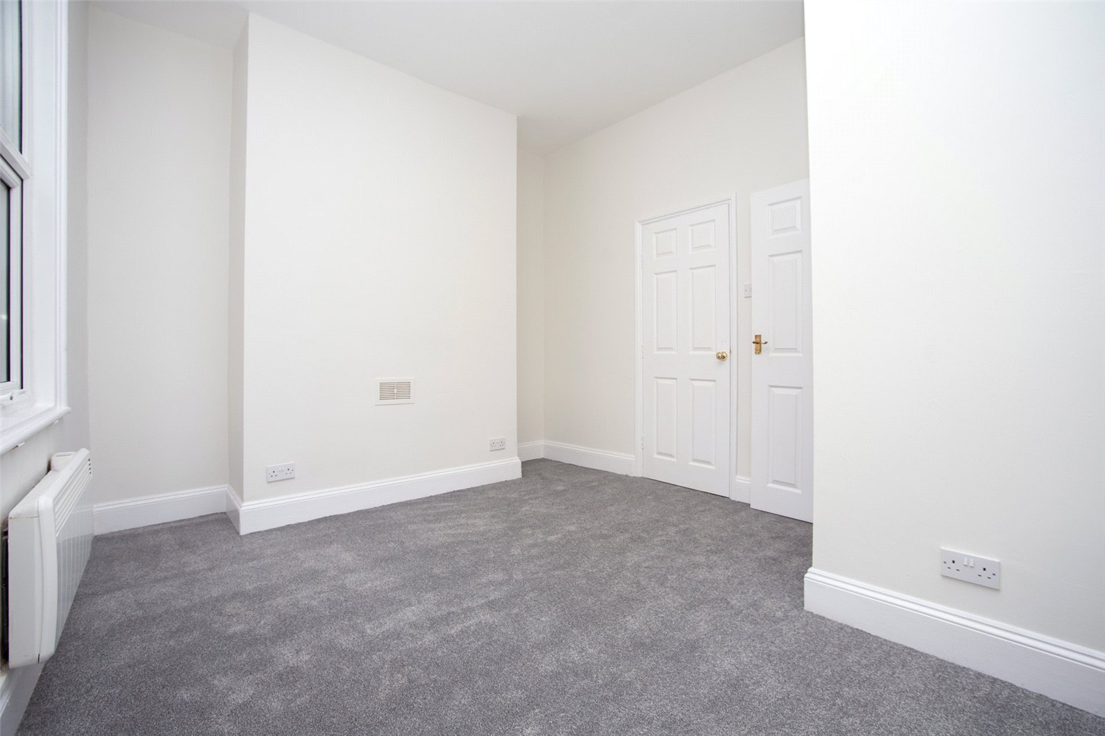 1 bedroom Flat to let in Gloucester, Gloucestershire