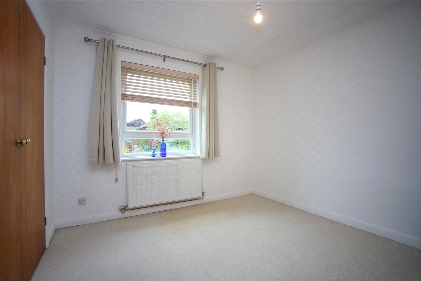 4 bedroom House to let in Charlton Kings, Cheltenham, Gloucestershire