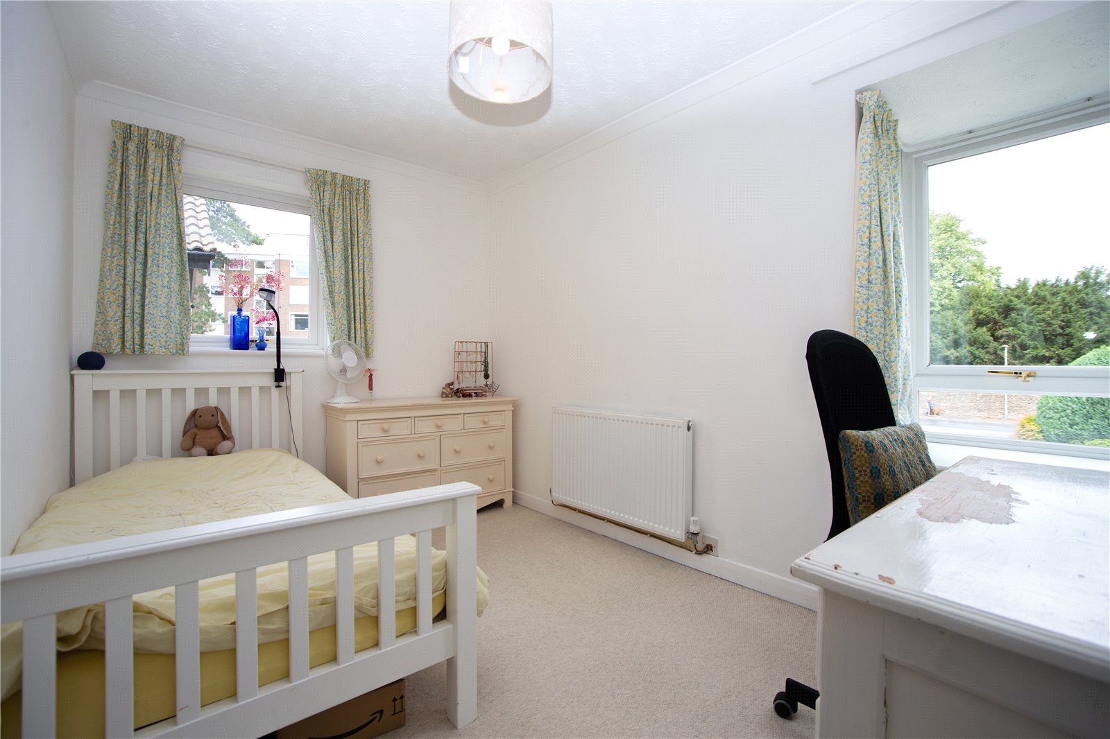 4 bedroom House to let in Charlton Kings, Cheltenham, Gloucestershire