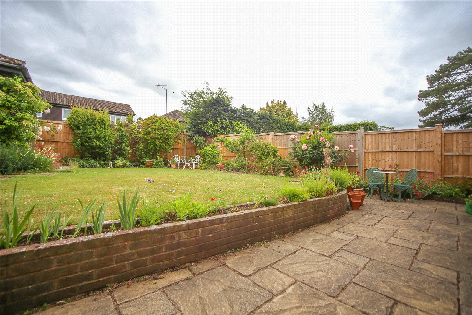 4 bedroom House to let in Charlton Kings, Cheltenham, Gloucestershire