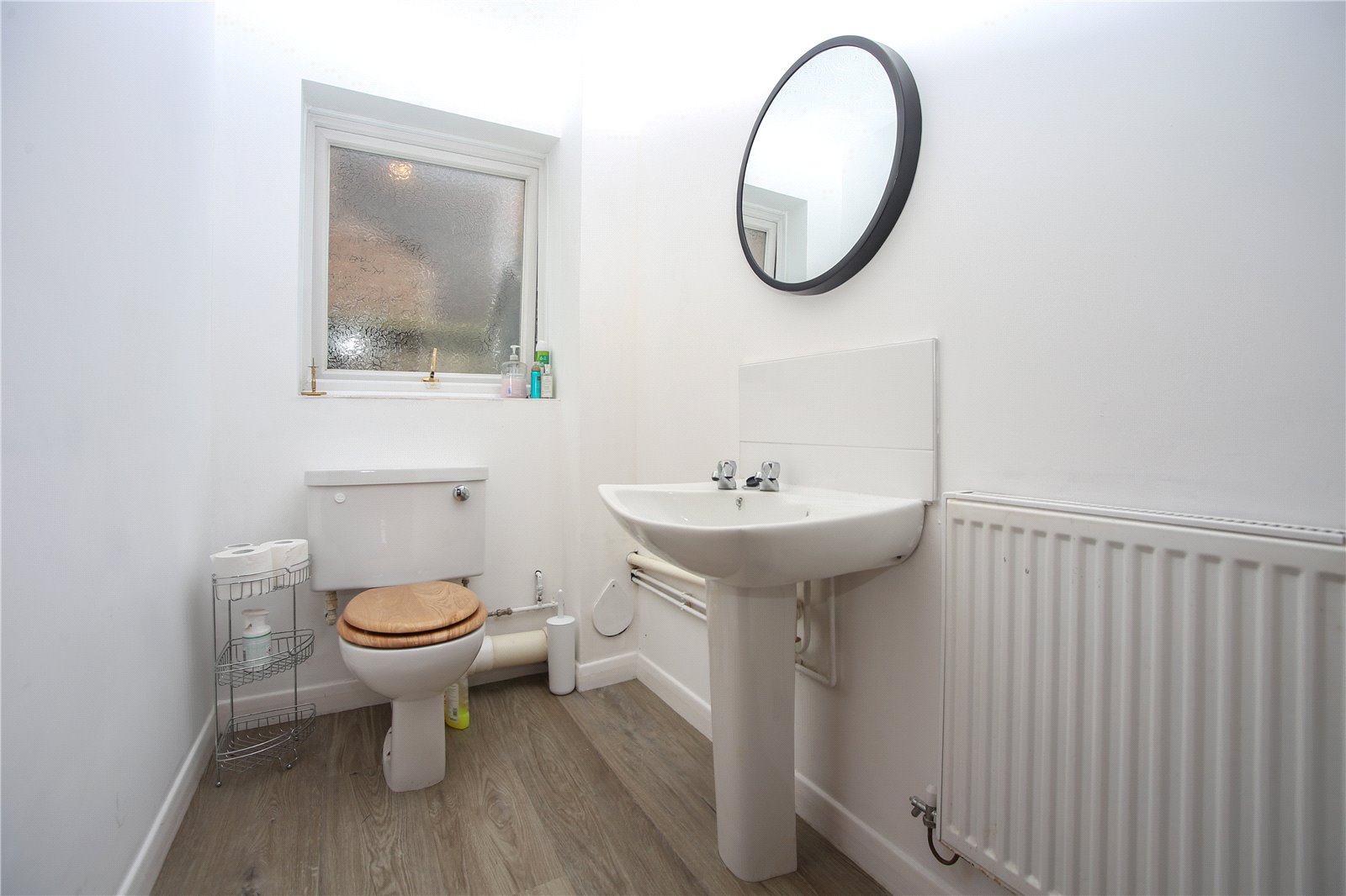 4 bedroom House to let in Charlton Kings, Cheltenham, Gloucestershire