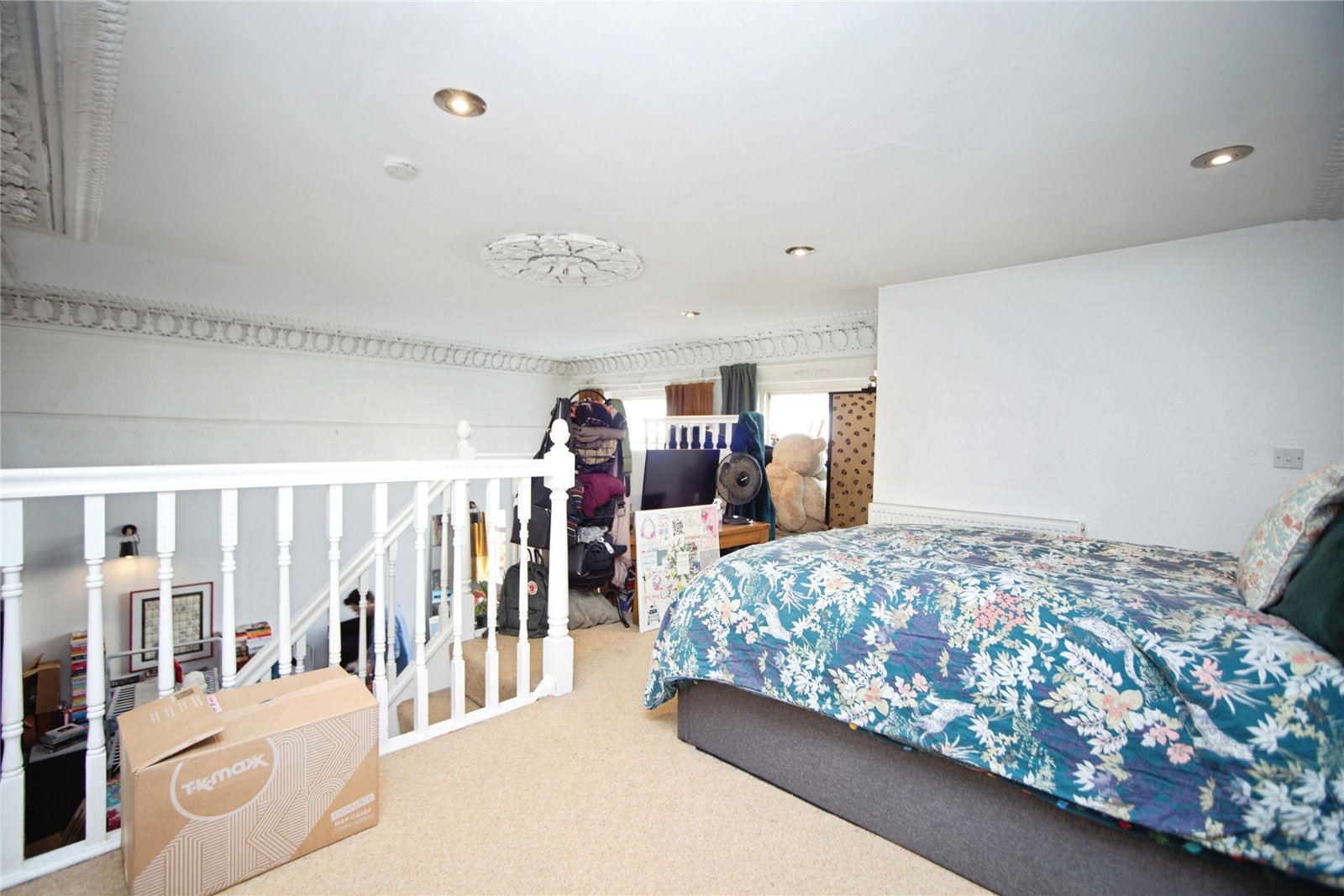 1 bedroom Flat to let in Cheltenham, Gloucestershire