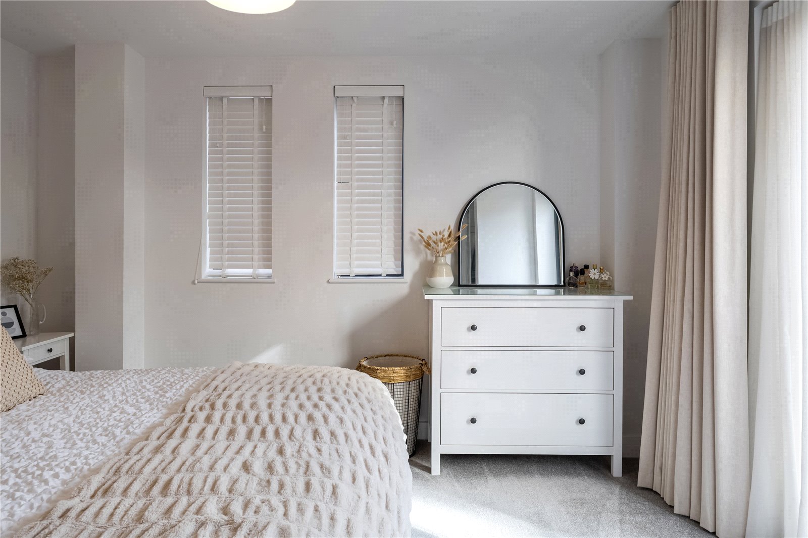 2 bedroom Flat to let in Cheltenham, Gloucestershire