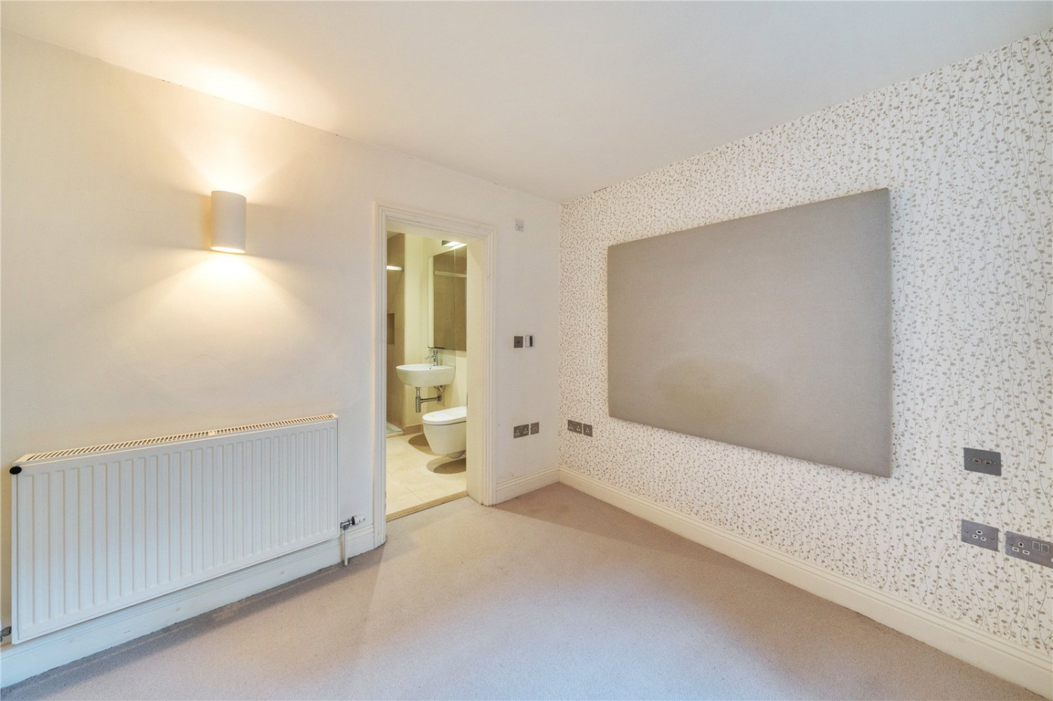 Cheltenham, Gloucestershire