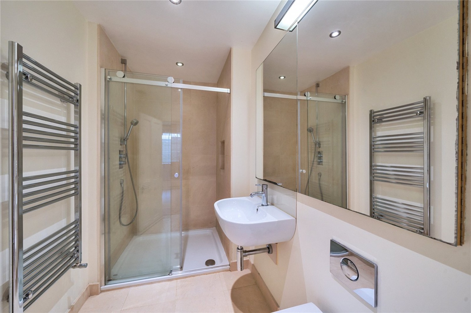 Cheltenham, Gloucestershire