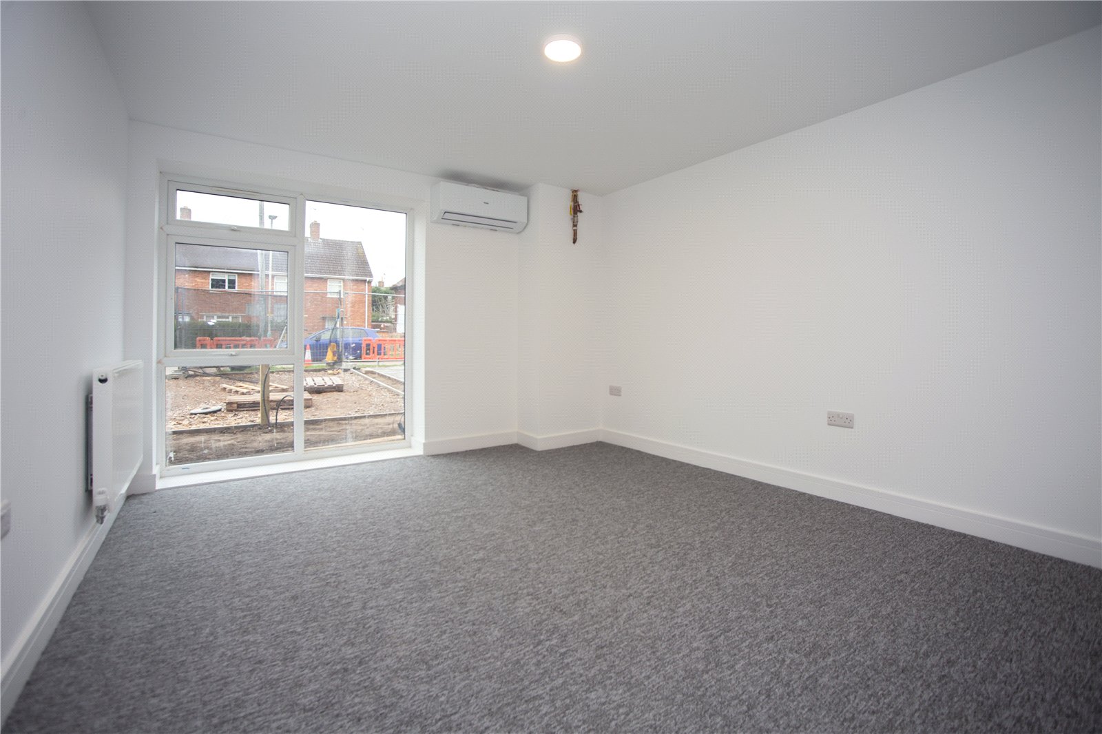 2 bedroom Flat to let in Cheltenham, Gloucestershire