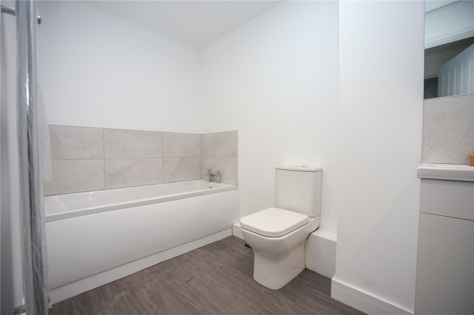 1 bedroom Flat to let in Cheltenham, Gloucestershire