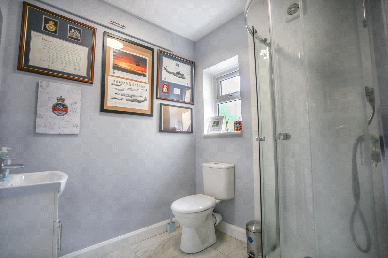 3 bedroom House to let in Cheltenham, Gloucestershire