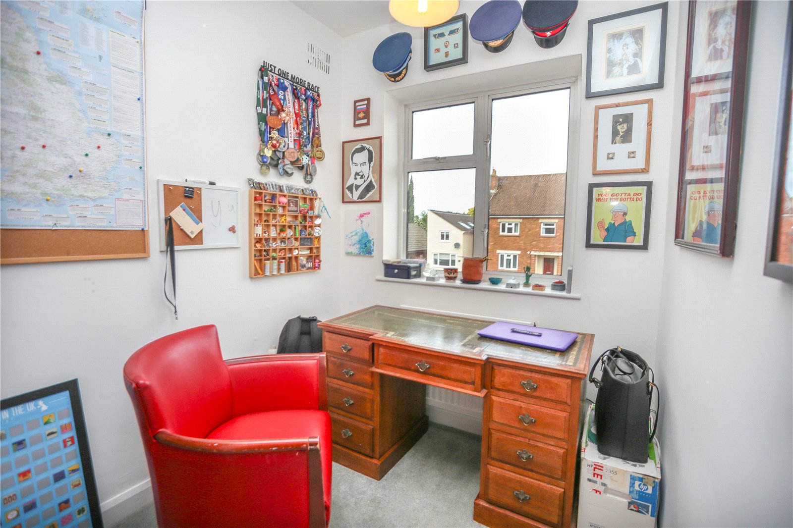 3 bedroom House to let in Cheltenham, Gloucestershire