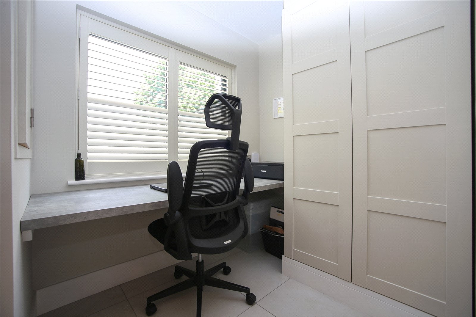 4 bedroom House to let in Charlton Kings, Cheltenham, Gloucestershire
