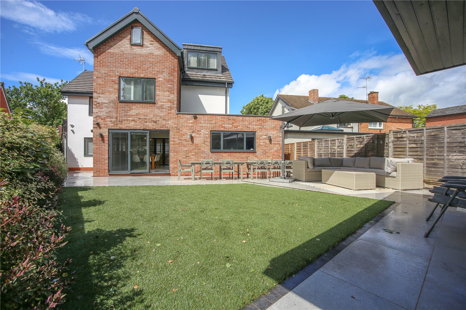 4 bedroom House to let in Charlton Kings, Cheltenham, Gloucestershire