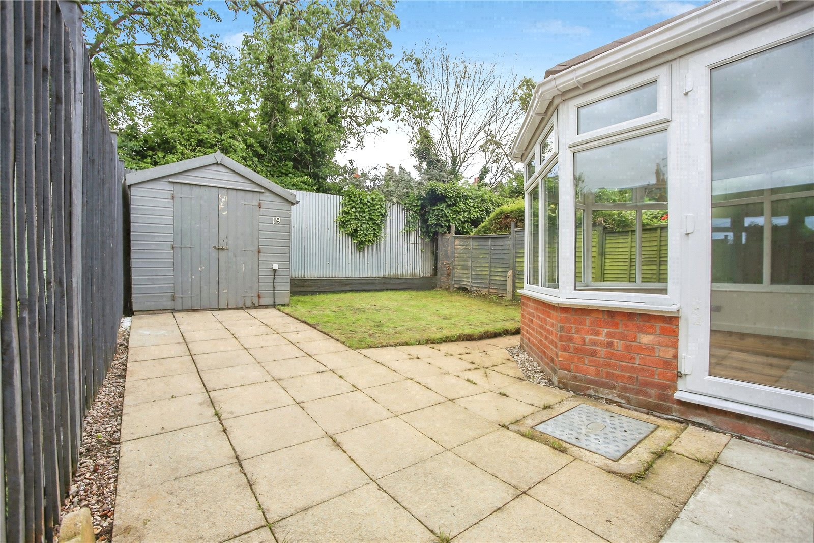 2 bedroom House to let in Cheltenham, Gloucestershire