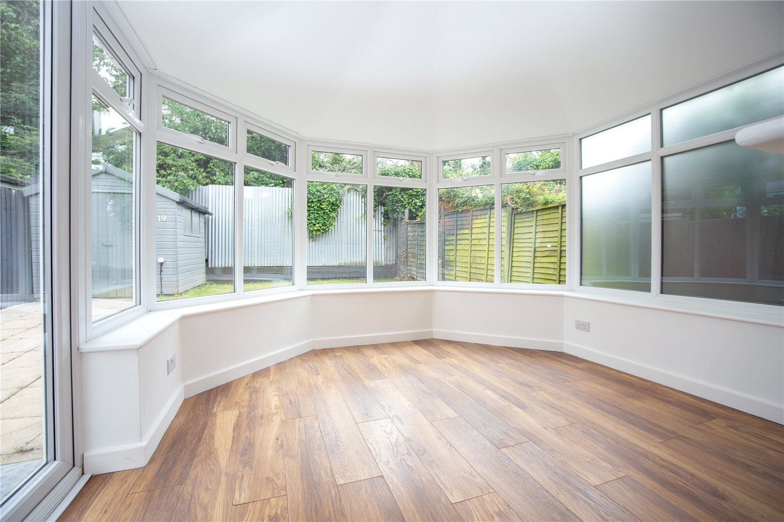 2 bedroom House to let in Cheltenham, Gloucestershire