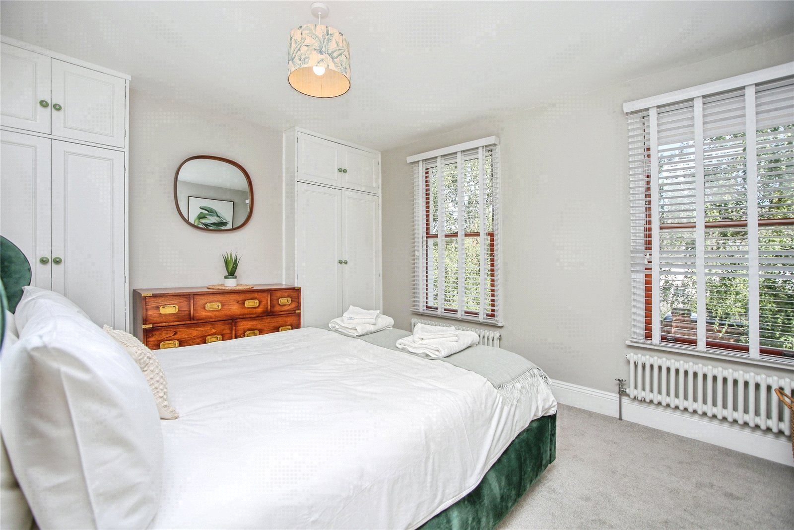 2 bedroom House to let in Cheltenham, Gloucestershire