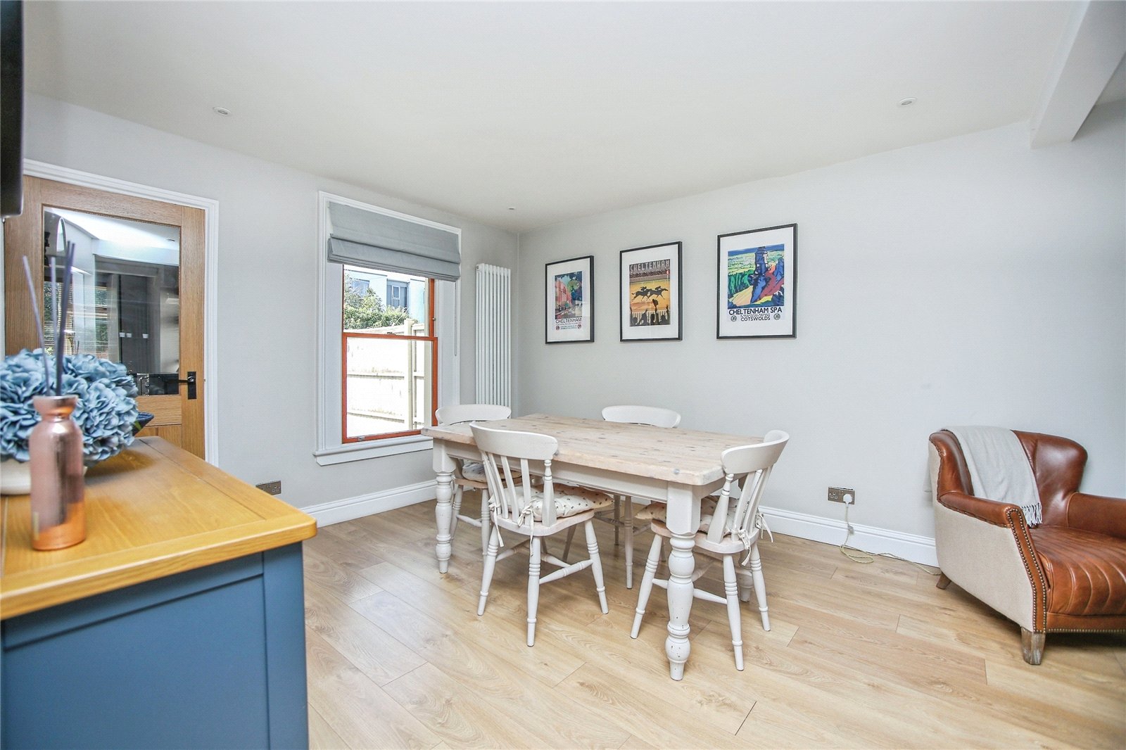 2 bedroom House to let in Cheltenham, Gloucestershire