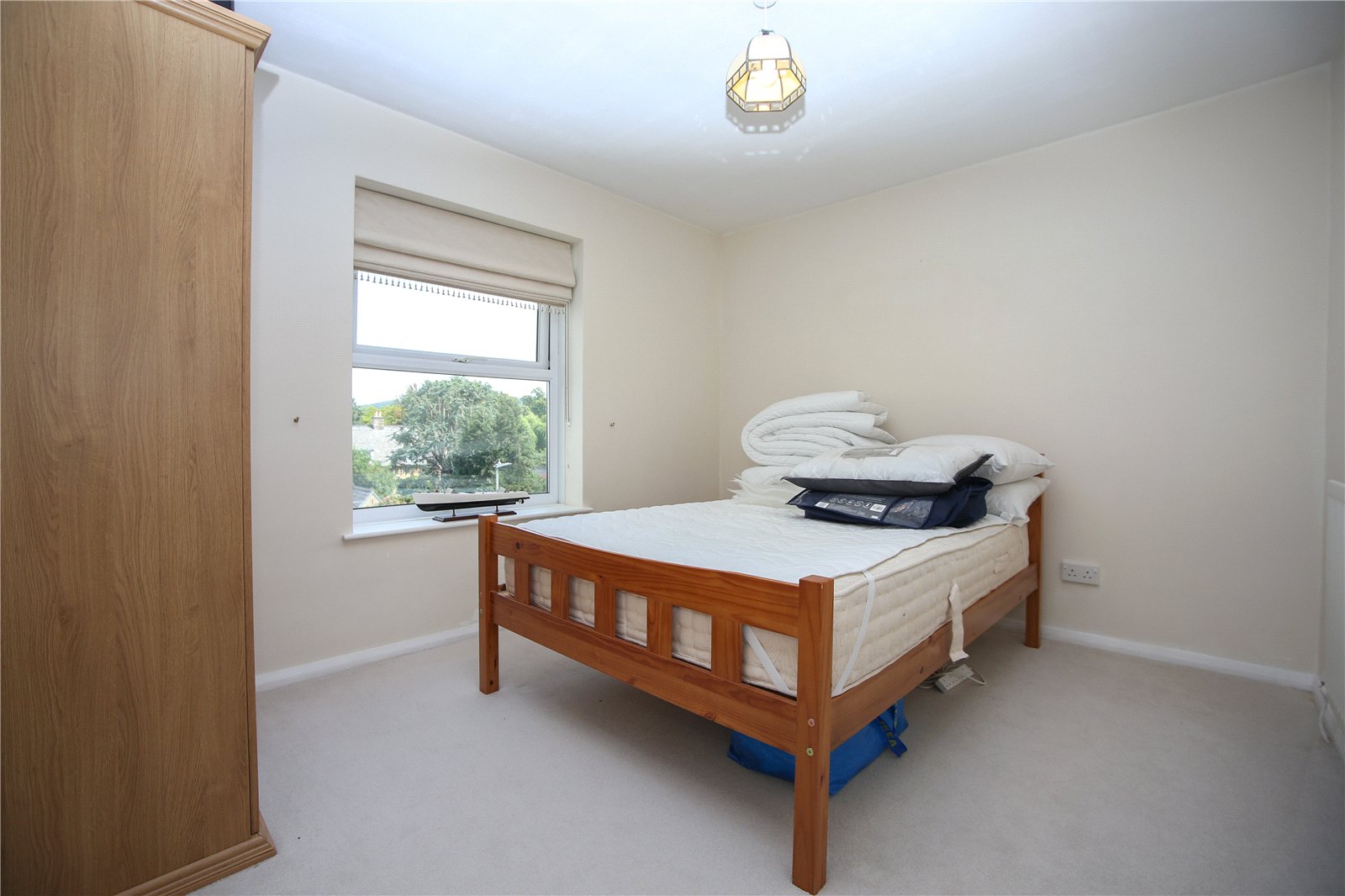 2 bedroom Flat to let in Cheltenham, Gloucestershire