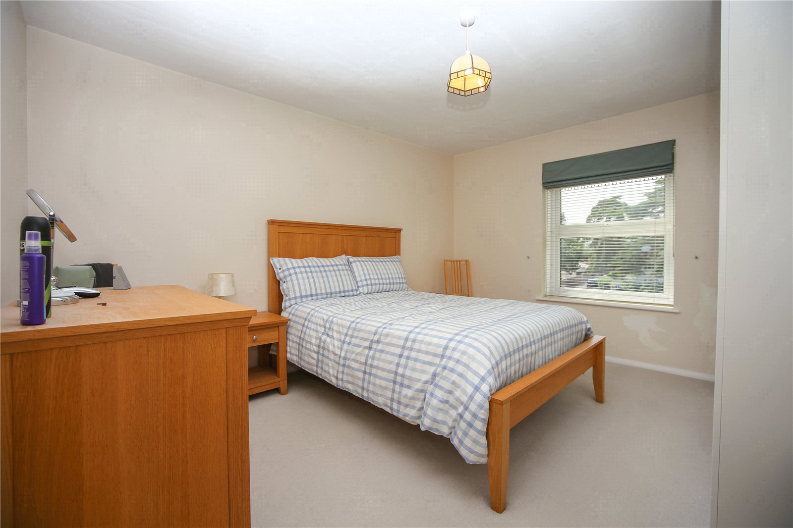 2 bedroom Flat to let in Cheltenham, Gloucestershire