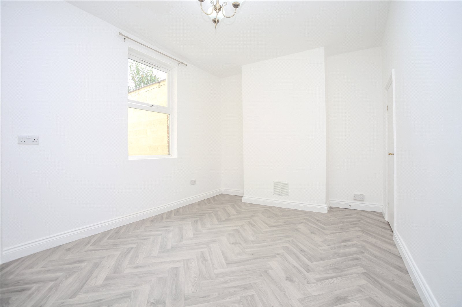 2 bedroom House to let in Gloucester, Gloucestershire